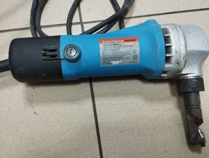 Б/в Електроножиці Sturmax esm9060p 01-200864169