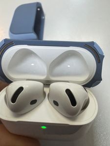 Б/в Навушники Apple airpods 4 with active noise cancellation 01-200878585
