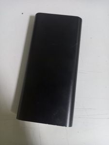 Б/у Зарядное устройство Xiaomi 20800 mah 01-200884956