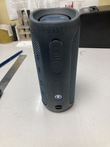 Б/у Акустика Jbl flip essential 2 01-200885933