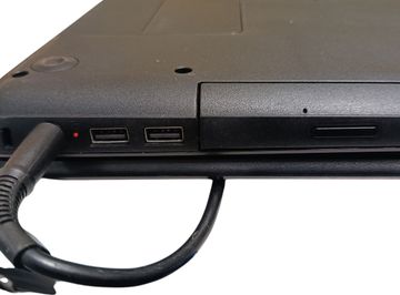 Б/в Ноутбук Compaq 15/celeron b820 ddr3/2gb ddr3/hdd 200 gb/ssd *відсутній/*інтегрована 01-200833039