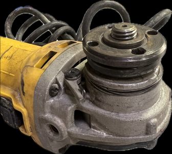 Б/в Кутова шліфмашина Dewalt dwe4057 01-200903846