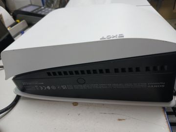 Б/у Игровая приставка Sony playstation 5 825gb 01-200909104