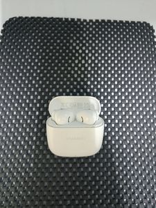 Б/у Наушники Huawei freebuds se 2 01-200906780