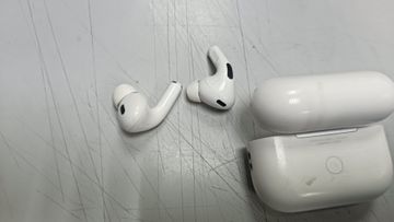 Б/в Навушники Apple airpods pro 2nd generation magsafe 01-200913655