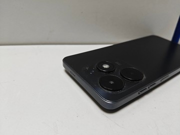 Б/в Мобільний телефон Tecno spark go 2024 4/64gb 01-200930401