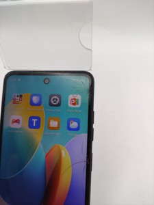 Б/в Мобільний телефон Tecno spark go 2024 3/64gb 01-200940133