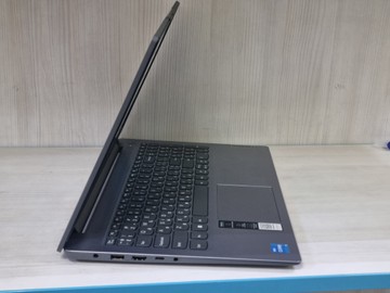 Б/в Ноутбук Lenovo 15/core i3-n305 ddr5/8gb ddr5/ssd 512 gb/*інтегрована 01-200906852