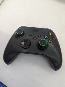 Б/у Игровая приставка Microsoft xbox series s 512gb 01-200950193