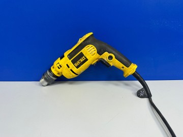 Б/у Дрель ударная Dewalt dwd024 01-200986527