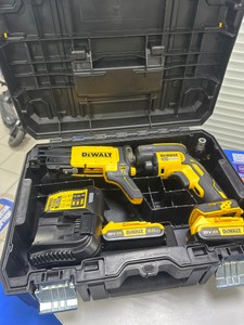 Б/в Шурупокрут Dewalt dcf620d2k 01-200989517