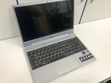 Б/в Ноутбук Medion 14/ryzen 3 4300u ddr4/8gb ddr4/ssd 256 gb/*інтегрована 01-200990053