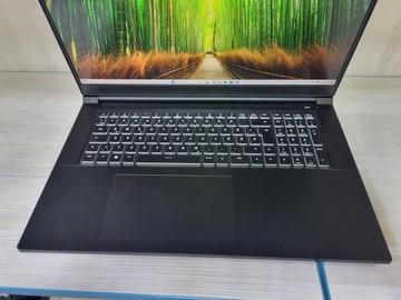Б/в Ноутбук Schenker 17/core i7-12700h ddr4/16gb ddr4/ssd 1000 gb/geforce rtx3050 4gb 01-200991355