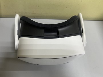 Б/в Окуляри віртуальної реальності Meta quest 3s 128gb 01-201031289