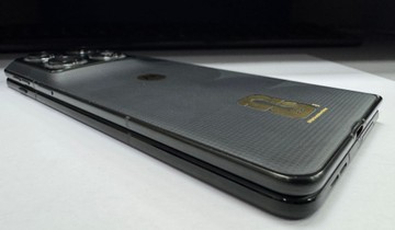 Б/в Мобільний телефон Motorola razr fold 16/512gb 01-201031370