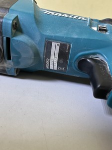 Б/в Перфоратор Makita hr2652 з системою пиловидалення 01-201041190
