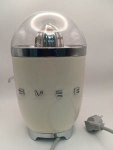 Б/в Соковитискач Smeg cjf01creu 01-201043556