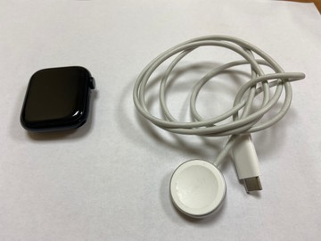 Б/в Смарт-годинник Apple watch series 8 gps 45mm aluminum case 01-201013536