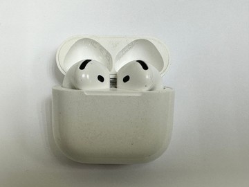 Б/в Навушники Apple airpods 4 01-201087004