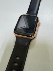 Б/в Смарт-годинник Apple watch se gps 40mm aluminum case 01-201131647