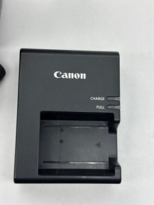 Б/в Фотоапарат Canon eos rebel t3i body 01-201054391