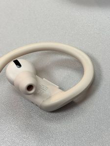 01-200490399: Beats By Dr. Dre powerbeats pro ivory