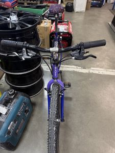 01-200742770: Scott boulder 26