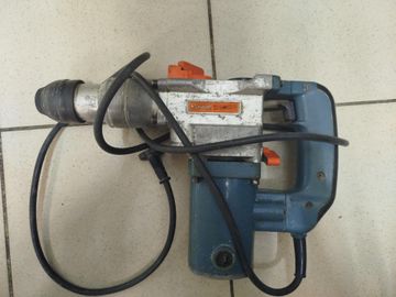 01-200748419: Sturm rh2590