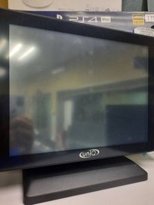 01-200150322: Uniq 15,6"/ tm15.02 / touch