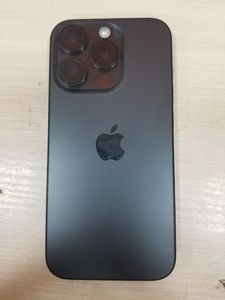 01-200635636: Apple iphone 15 pro 256gb