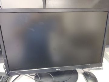 01-200765497: Lg 22m38a