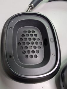 01-200783779: Apple airpods max