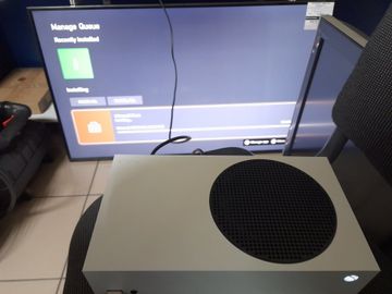 01-200792490: Microsoft xbox series s 512gb