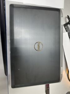 Б/в Ноутбук Dell 15/core i7 2620m ddr3/8gb ddr3/hdd *відсутній/ssd 120 gb/*інтегрована 01-200804407