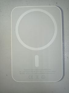Б/в Повербанк Battery Pack magsafe 5000mah 01-200808534