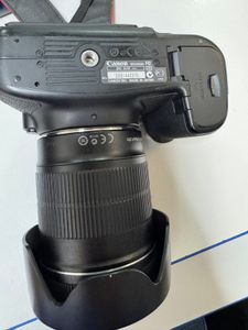 Б/в Фотоапарат Canon eos 60d / ef-s 18-135mm 1:3.5-5.6 is 01-200808399