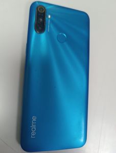 Б/в Мобільний телефон Realme c3 3/64gb 01-200826131