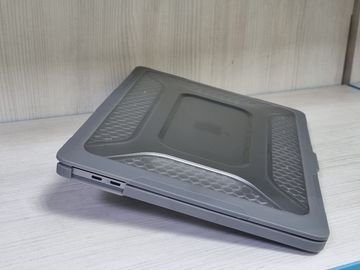 Б/у Ноутбук Apple a2338 macbook pro 13,3" m1 8-gpu/ ram8gb/ ssd256gb/ retina, truetone, touch bar 01-200833210