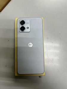 Б/в Мобільний телефон Motorola moto g84 12/256gb 01-200841441