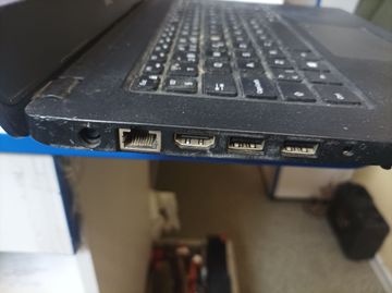 Б/в Ноутбук Dell 14/core i5 6200u ddr3/16gb ddr3/hdd *відсутній/ssd 256 gb/radeon r5 m430 01-200846211