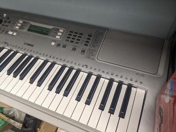 Б/в Синтезатор Yamaha ypt-370 01-200861881