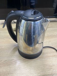 Б/в Електрочайник Metec ek-01m 01-200875111