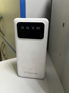 Б/в Повербанк Titanum ol03 30000mah 01-200893459