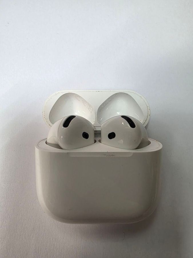 airpods 4