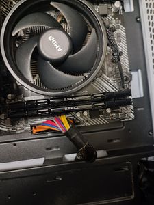 Б/у Системный блок Пк amd ryzen 5 4500/ram 16 gb/hdd відсутній/ssd 512 gb/nvidia rtx 3050 (geforce) 8gb gddr6 128bit 01-200904862