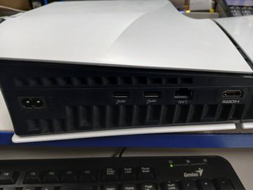 Б/у Игровая приставка Sony playstation 5 825gb 01-200909104