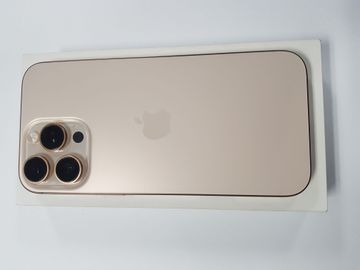 Б/в Мобільний телефон Apple iphone 16 pro max 1tb 01-200884341