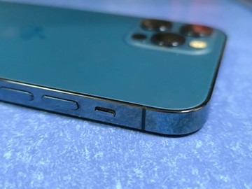 Б/в Мобільний телефон Apple iphone 12 pro 256gb 01-200938179