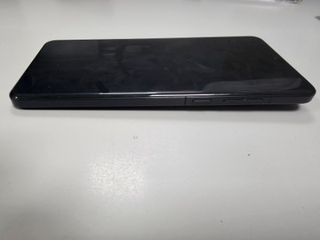 Б/в Мобільний телефон Oneplus 13 12/256gb 01-200946983