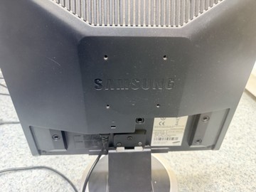 Б/в Монітор Samsung 730bf 01-200954983